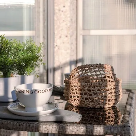 Huswell - Modern Near The Sea And *